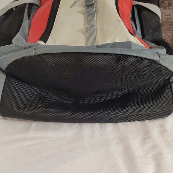 3 Back Packs Upward/cliff Hanger/artic - Picture 11 of 16